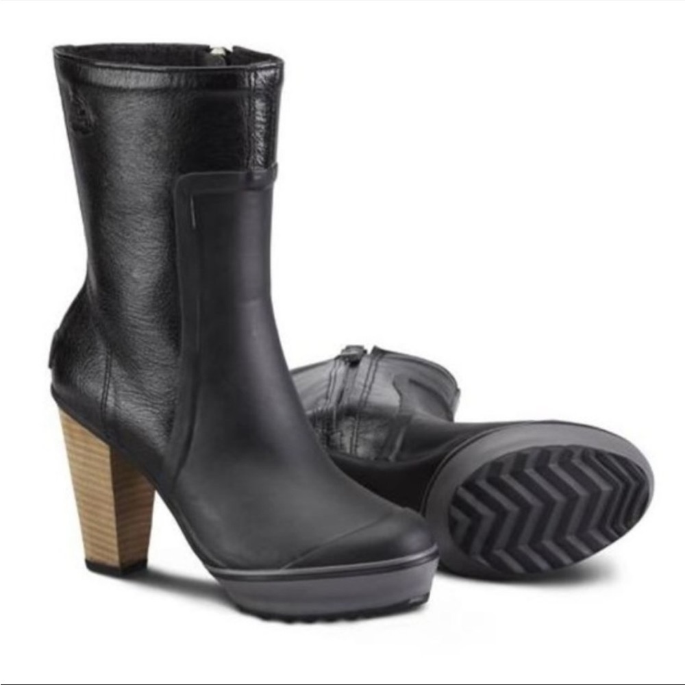 RARE Sorel Black Medina Tall Heeled Rain Boots Women’s Size 10